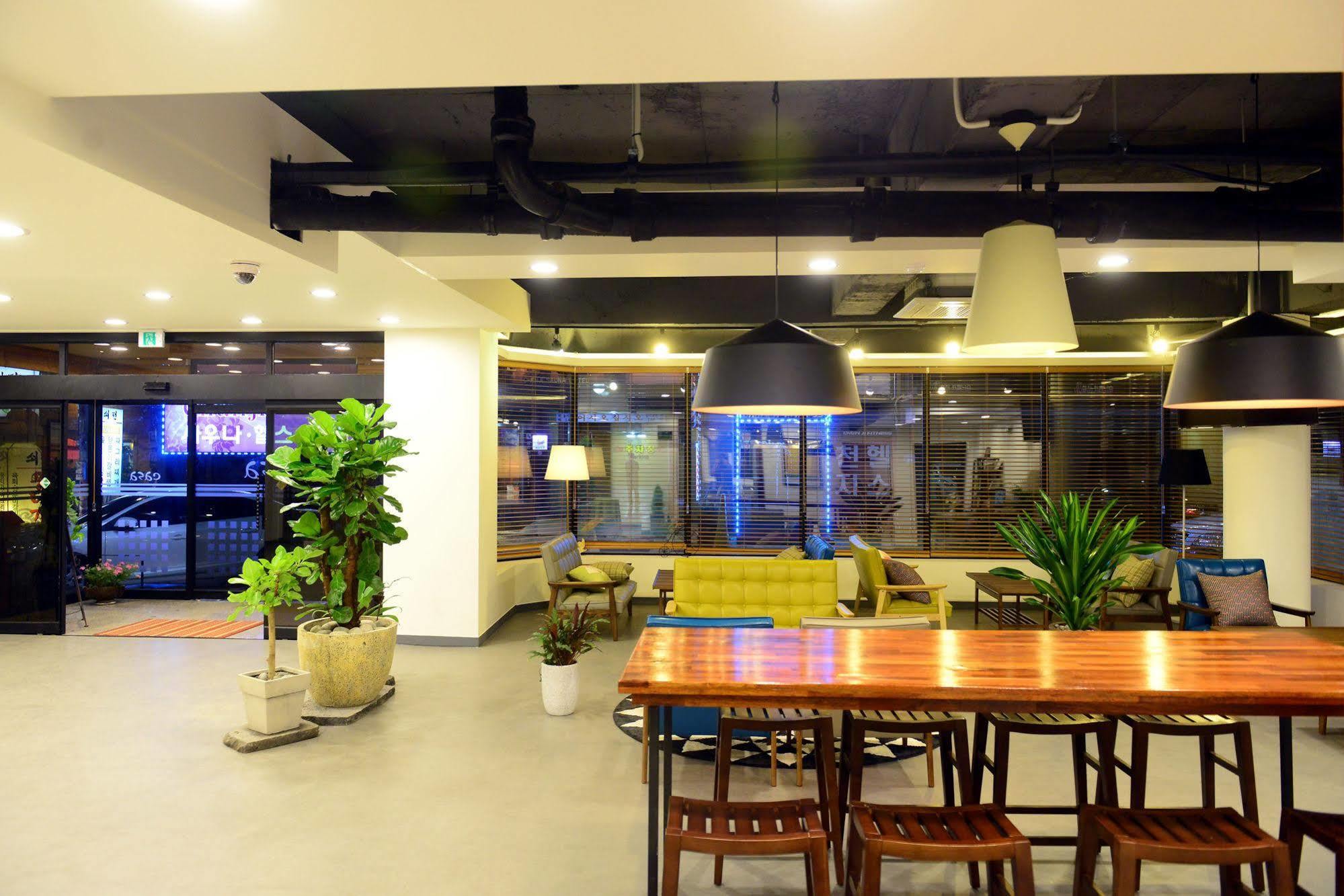 Casa Mini Hotel Гиеонгджу Екстериор снимка